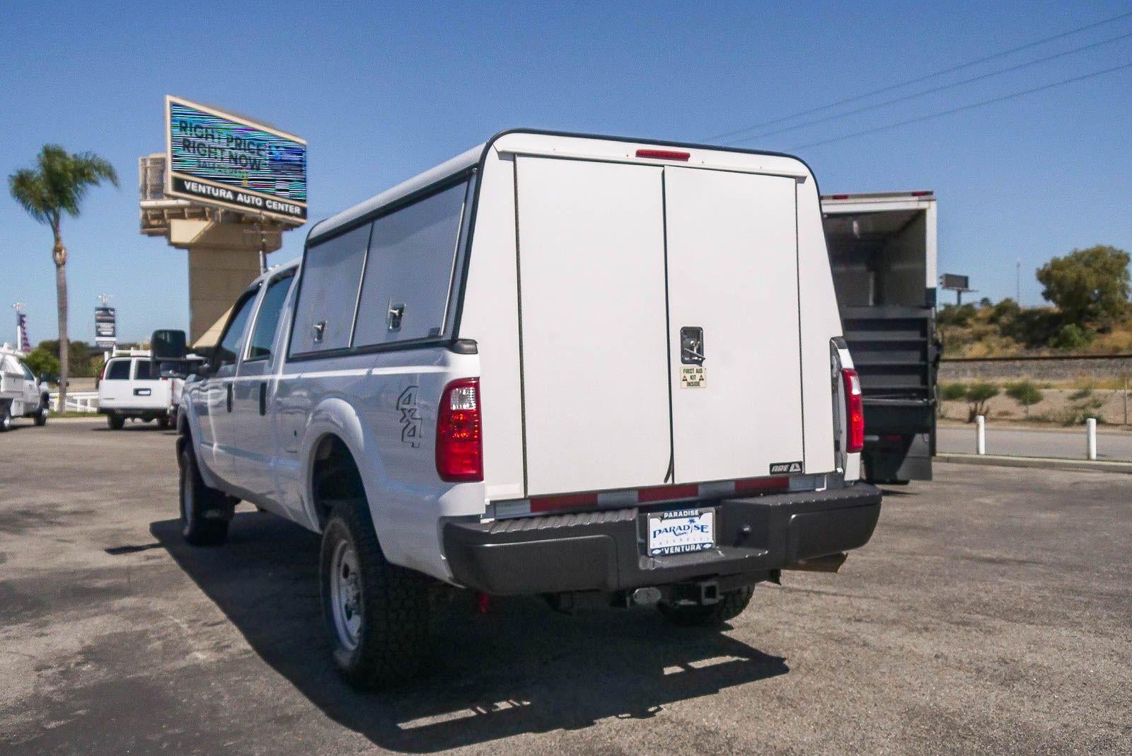 2011 Ford Super Duty F-350 SRW XL