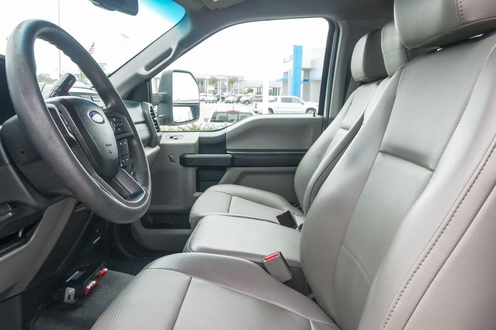 2017 Ford Super Duty F-250 SRW XL