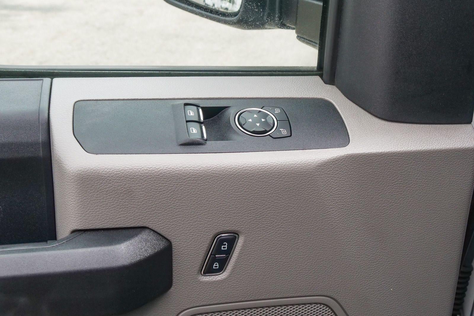 2017 Ford Super Duty F-250 SRW XL