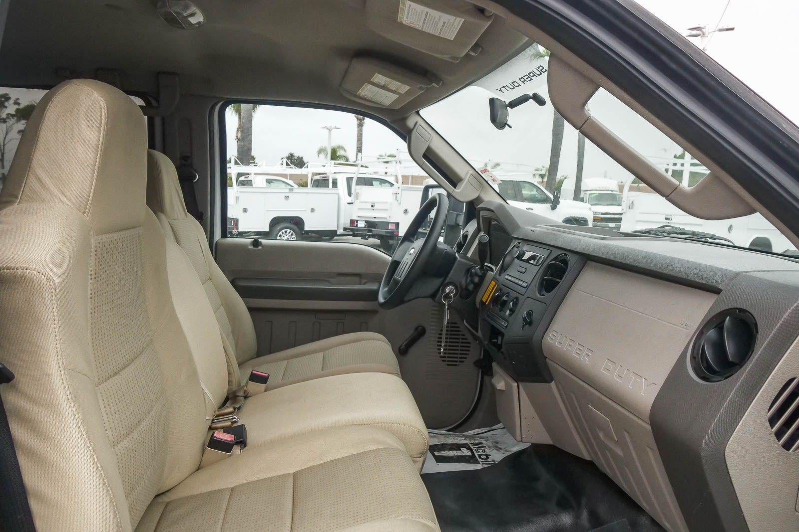 2009 Ford Super Duty F-250 SRW XL