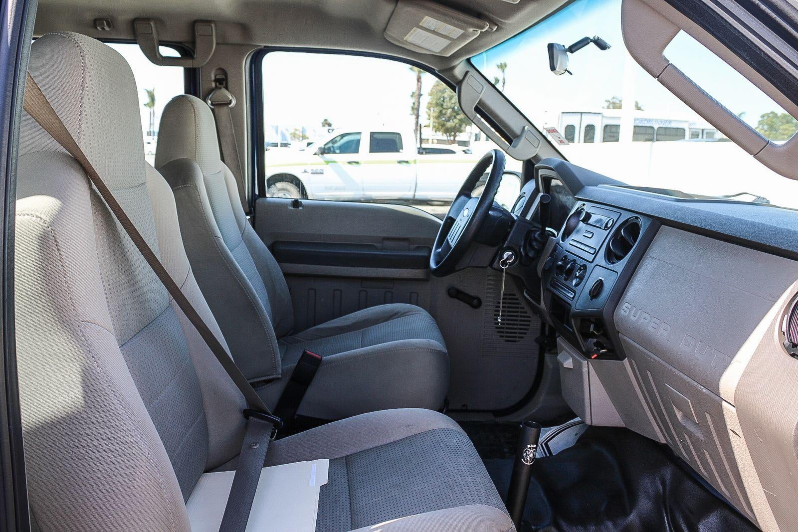 2008 Ford Super Duty F-350 SRW XL