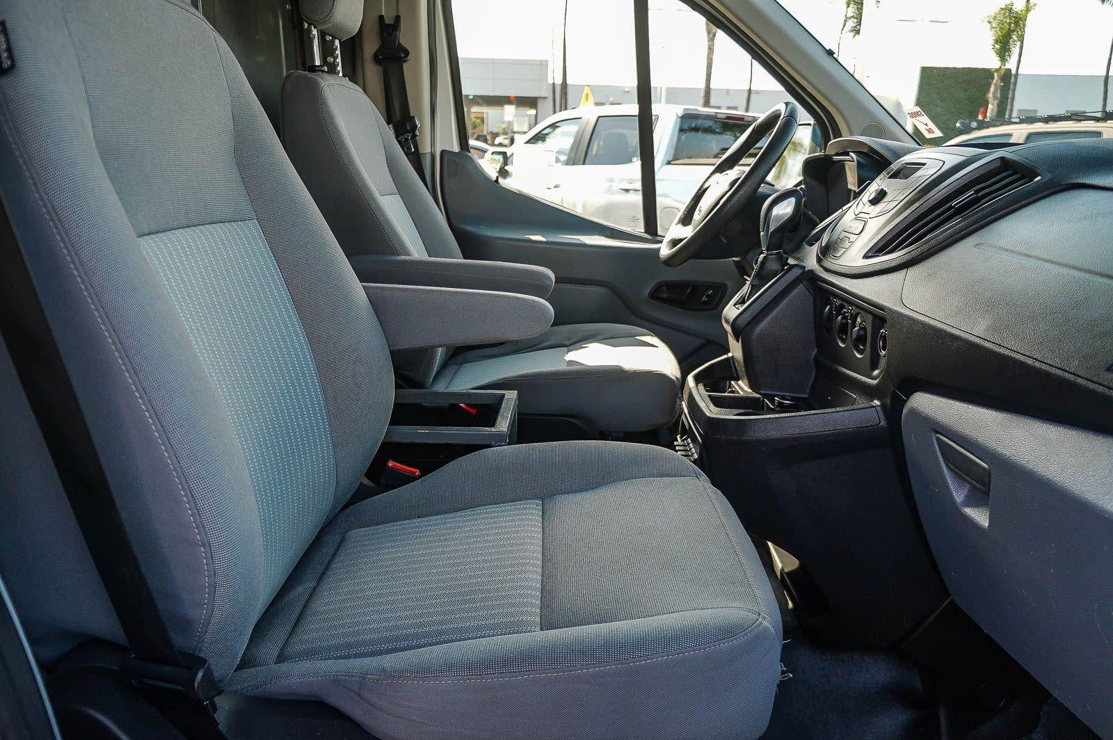 2017 Ford Transit Van Base