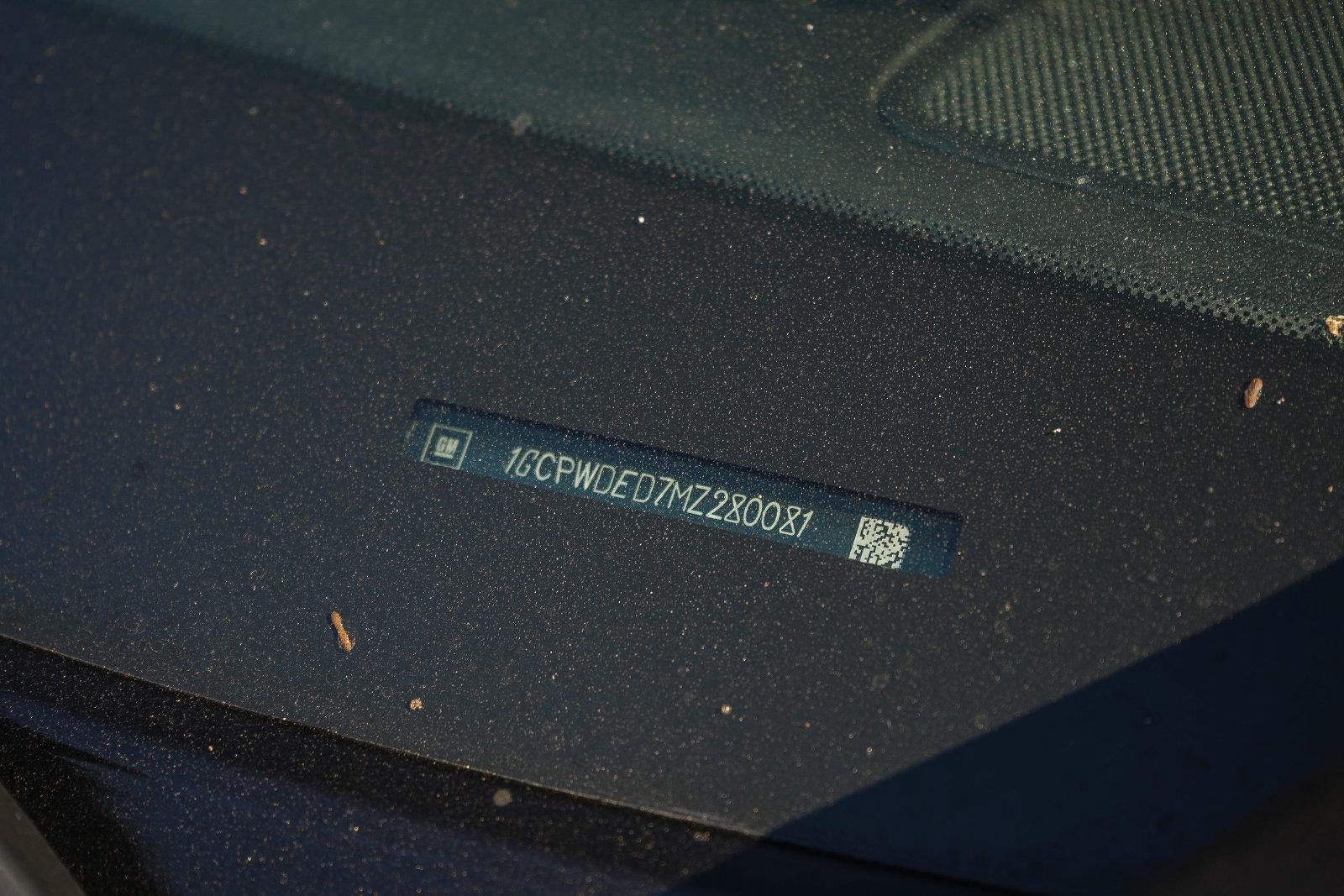 2027 Chevrolet Bolt FWD 4dr LT