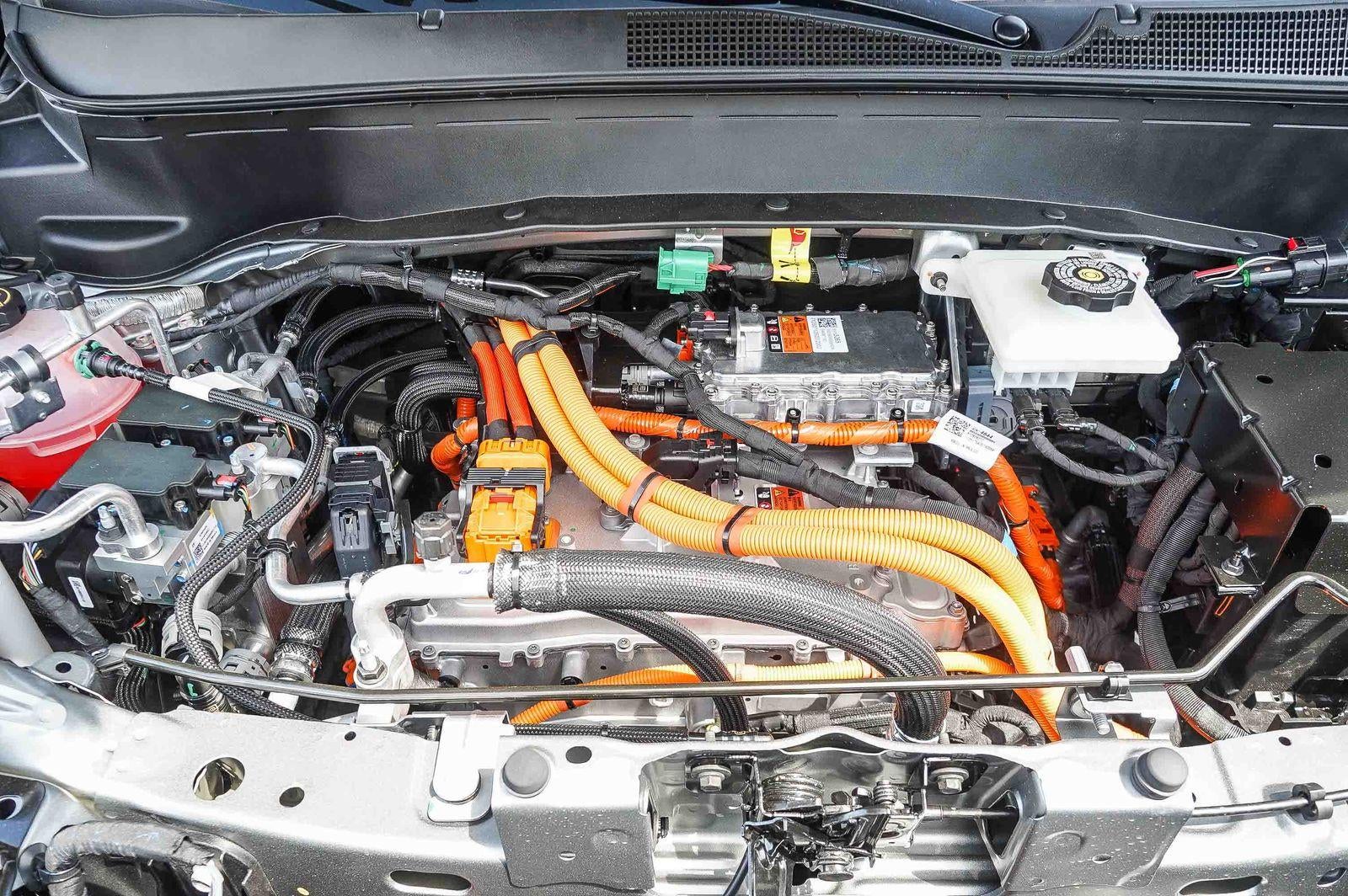 2027 Chevrolet Bolt FWD 4dr LT
