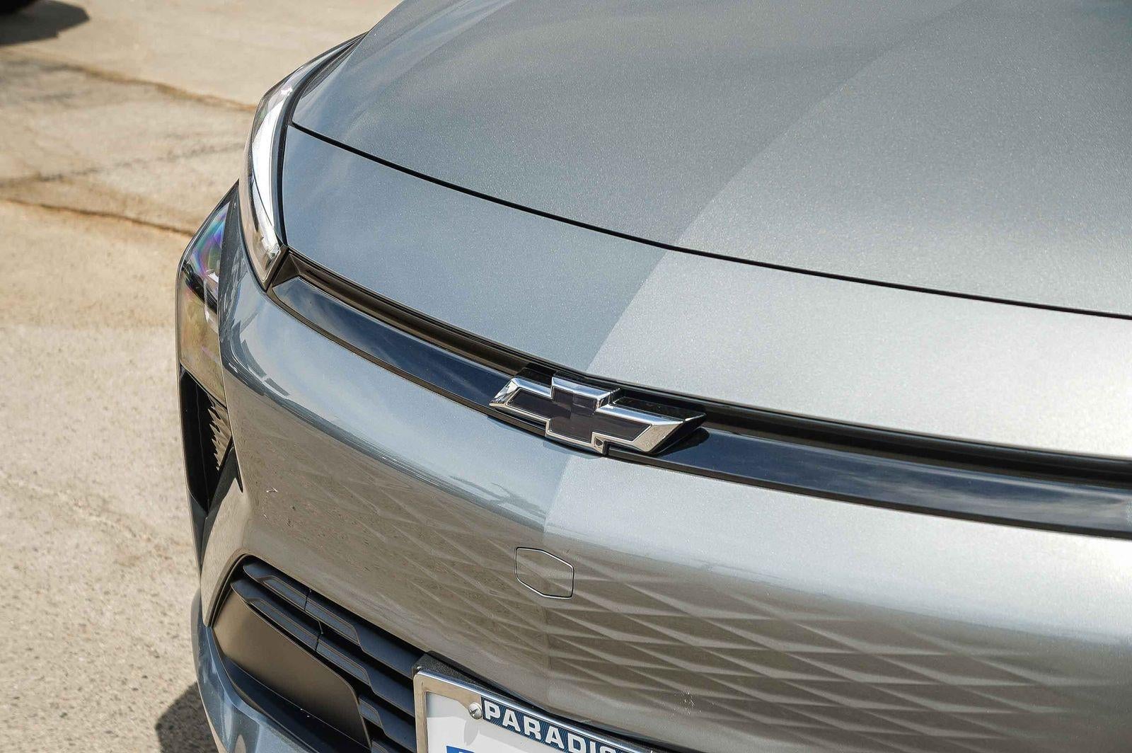 2027 Chevrolet Bolt FWD 4dr LT