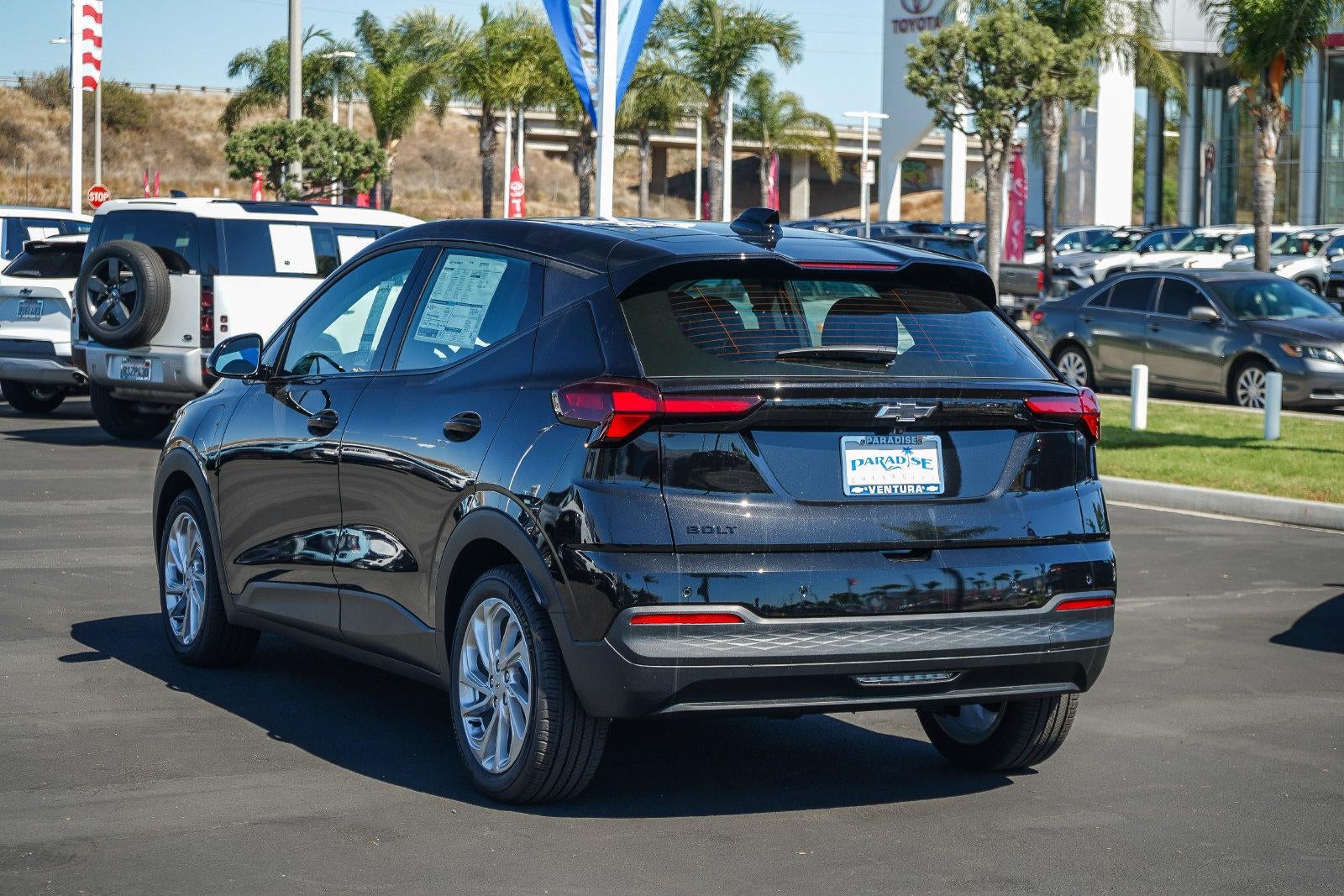2027 Chevrolet Bolt FWD 4dr LT