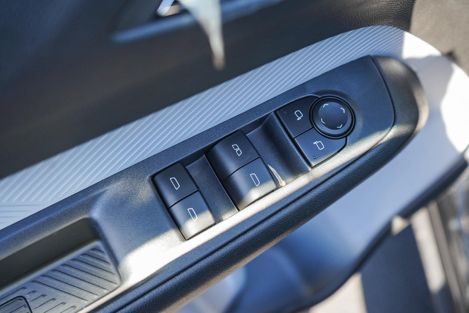 2027 Chevrolet Bolt FWD 4dr LT