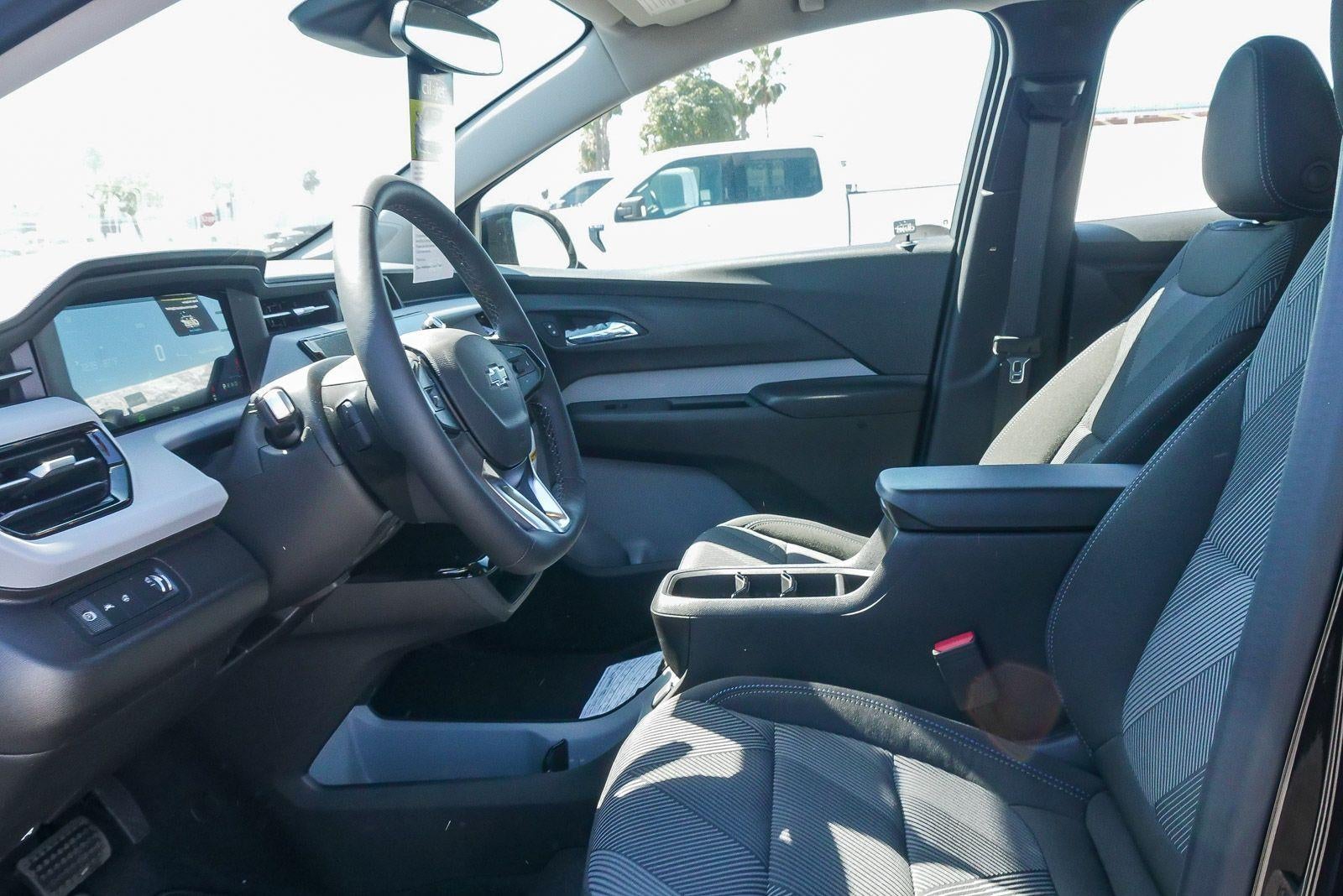 2027 Chevrolet Bolt FWD 4dr LT