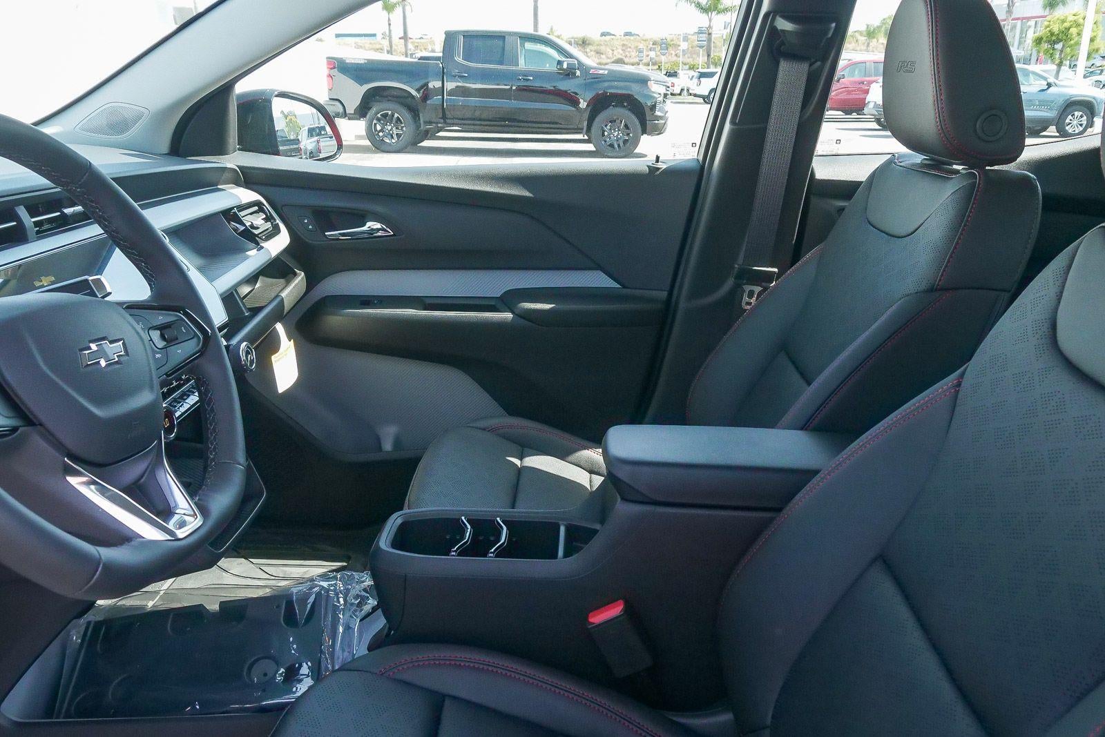 2027 Chevrolet Bolt FWD 4dr RS