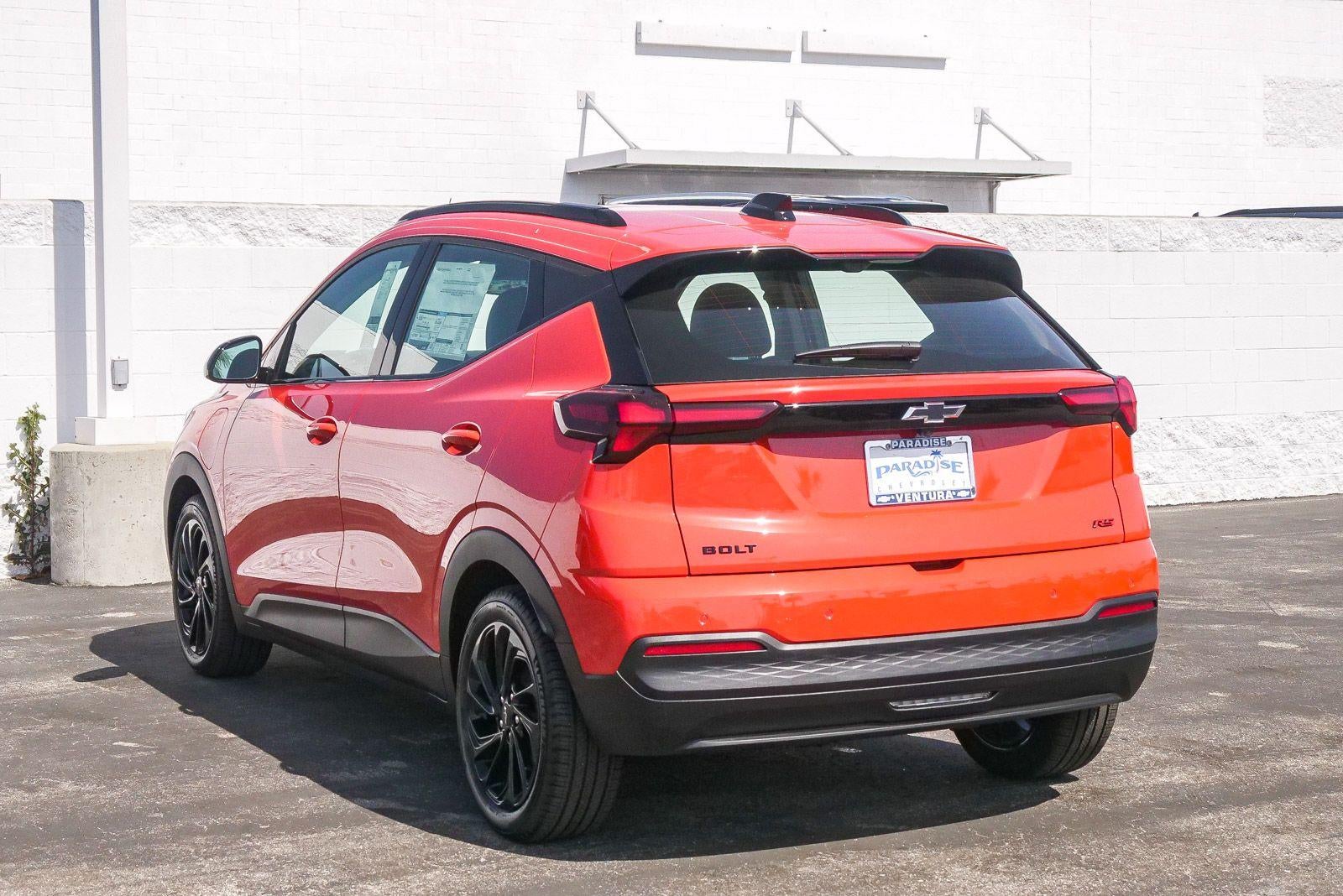 2027 Chevrolet Bolt FWD 4dr RS