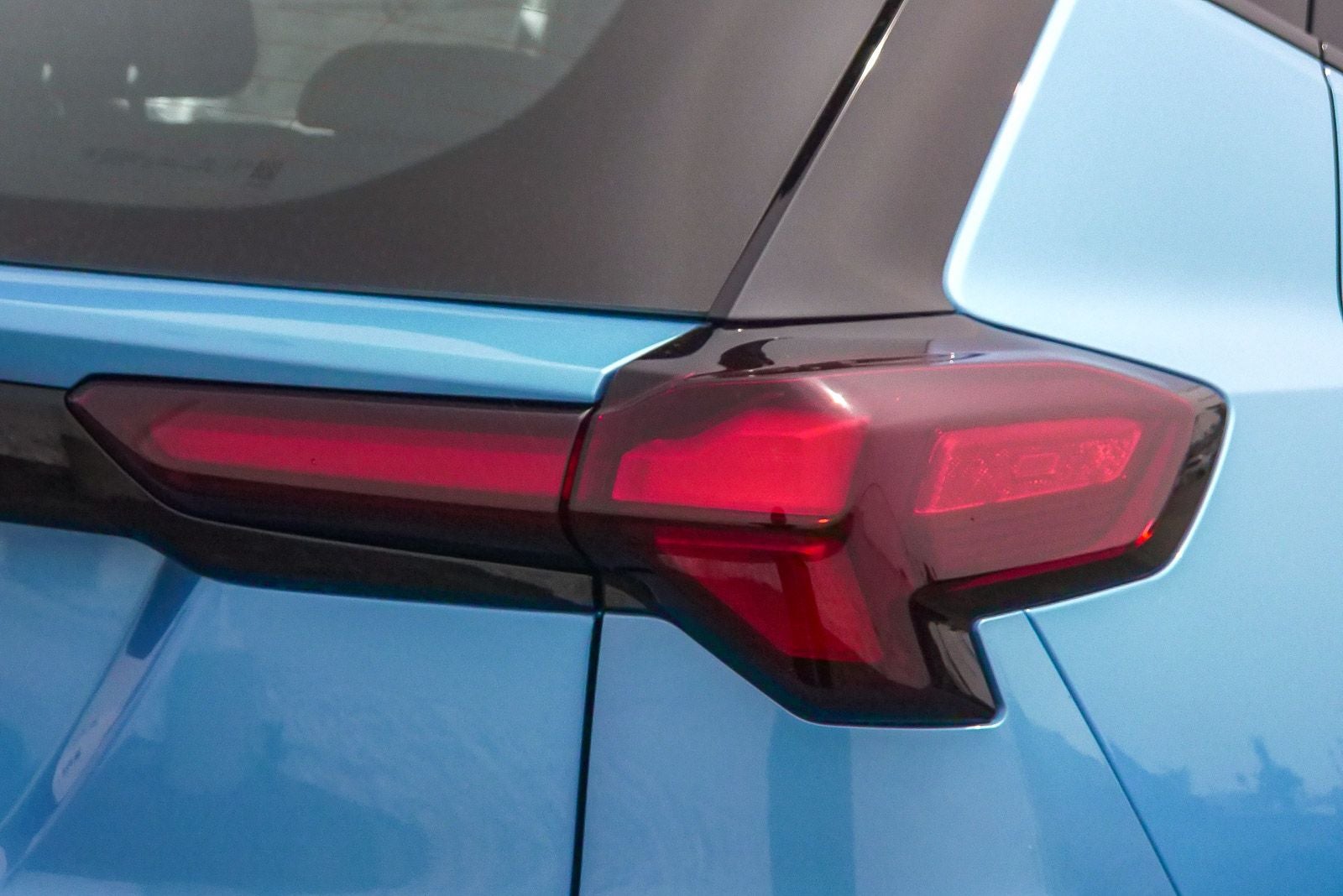 2027 Chevrolet Bolt FWD 4dr RS