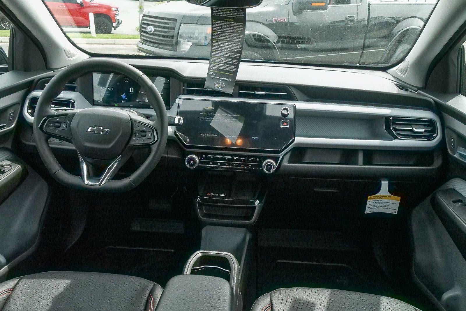 2027 Chevrolet Bolt FWD 4dr RS