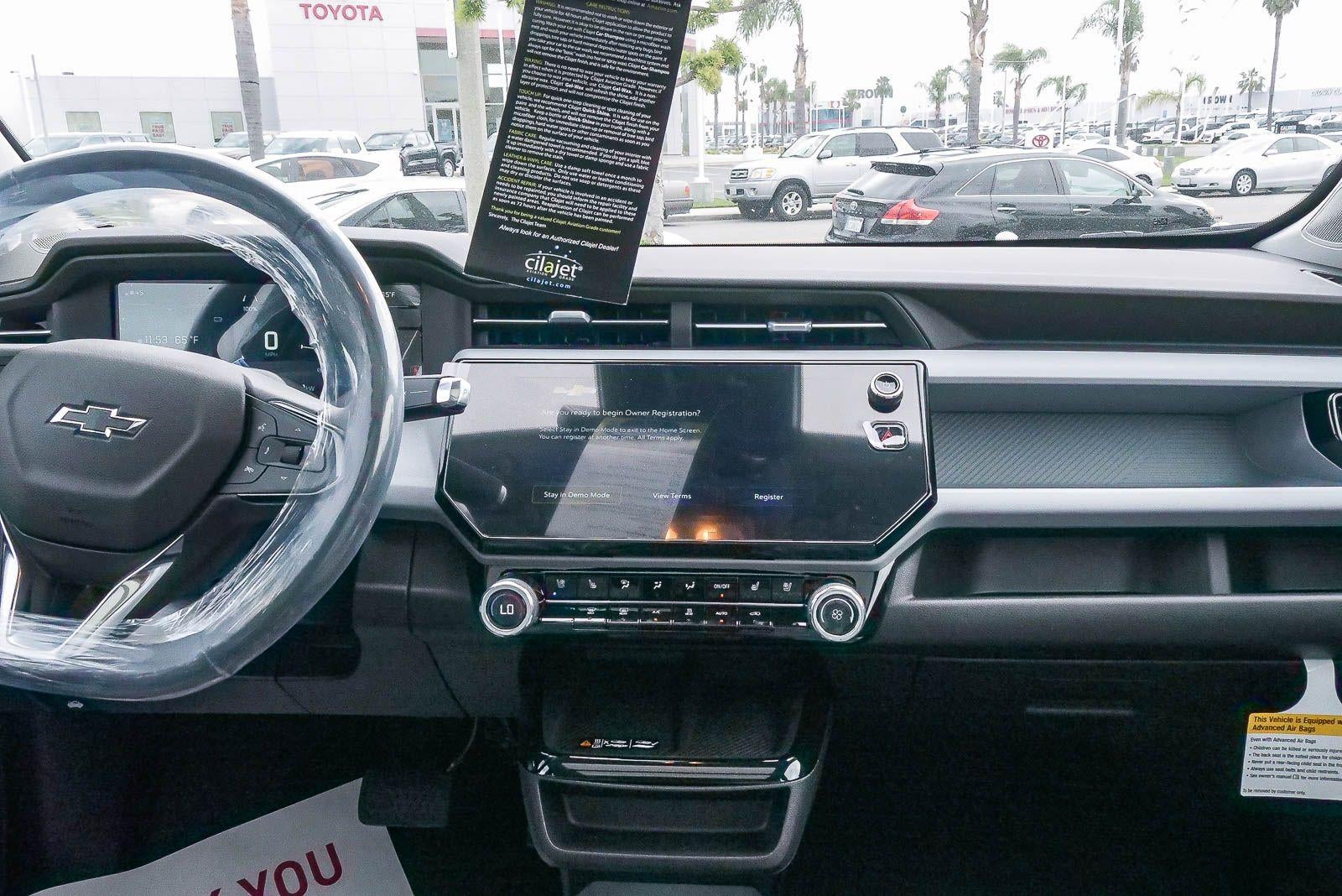 2027 Chevrolet Bolt FWD 4dr RS