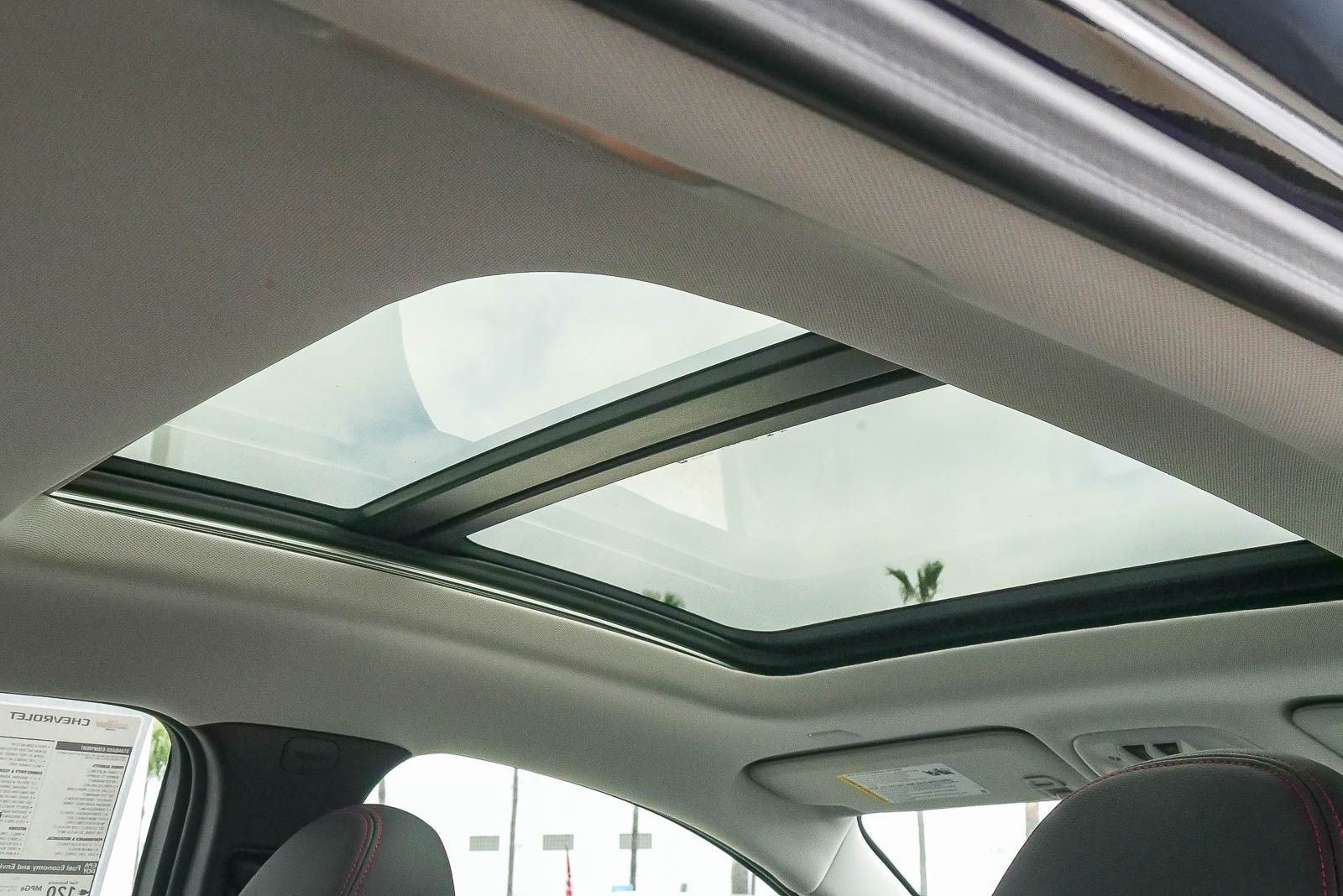 2027 Chevrolet Bolt FWD 4dr RS