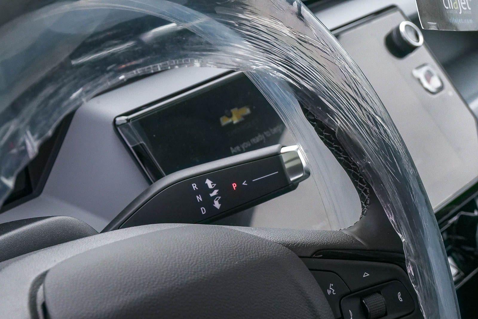 2027 Chevrolet Bolt FWD 4dr RS