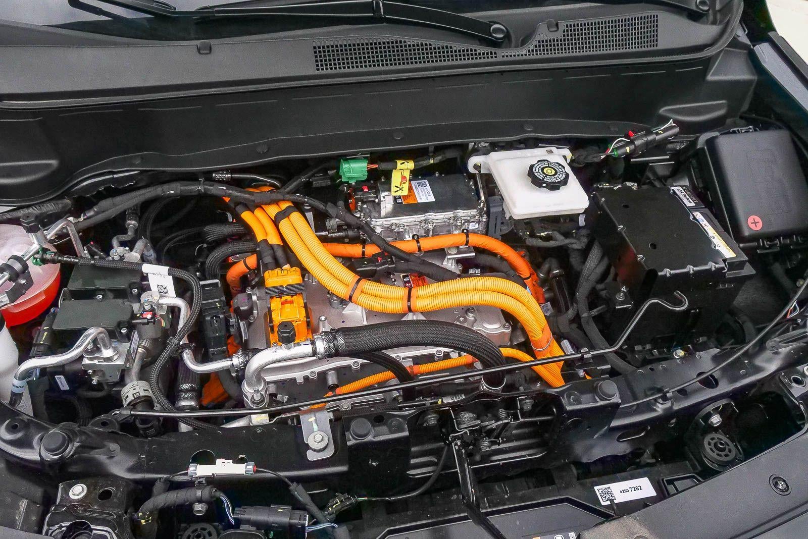 2027 Chevrolet Bolt FWD 4dr RS