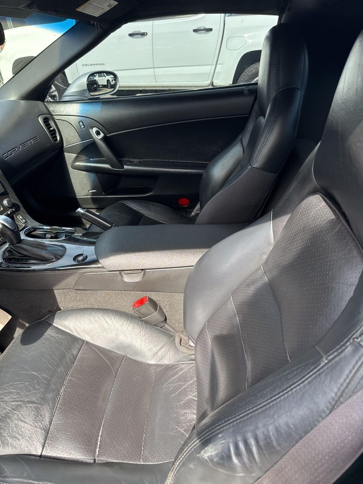 2010 Chevrolet Corvette w/3LT