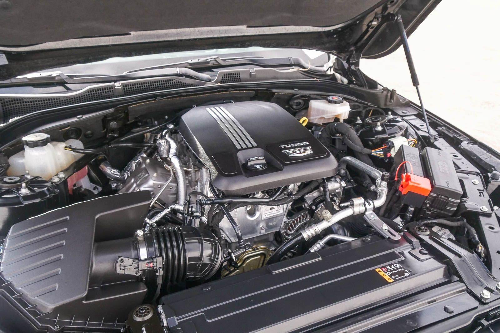 2023 Cadillac CT4 Luxury