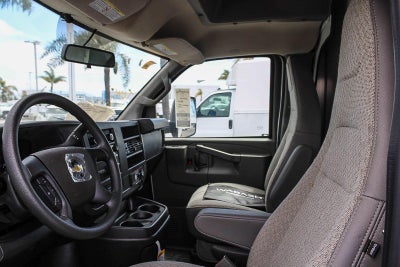 2025 Chevrolet Express Cutaway 3500 3500 Van 139"