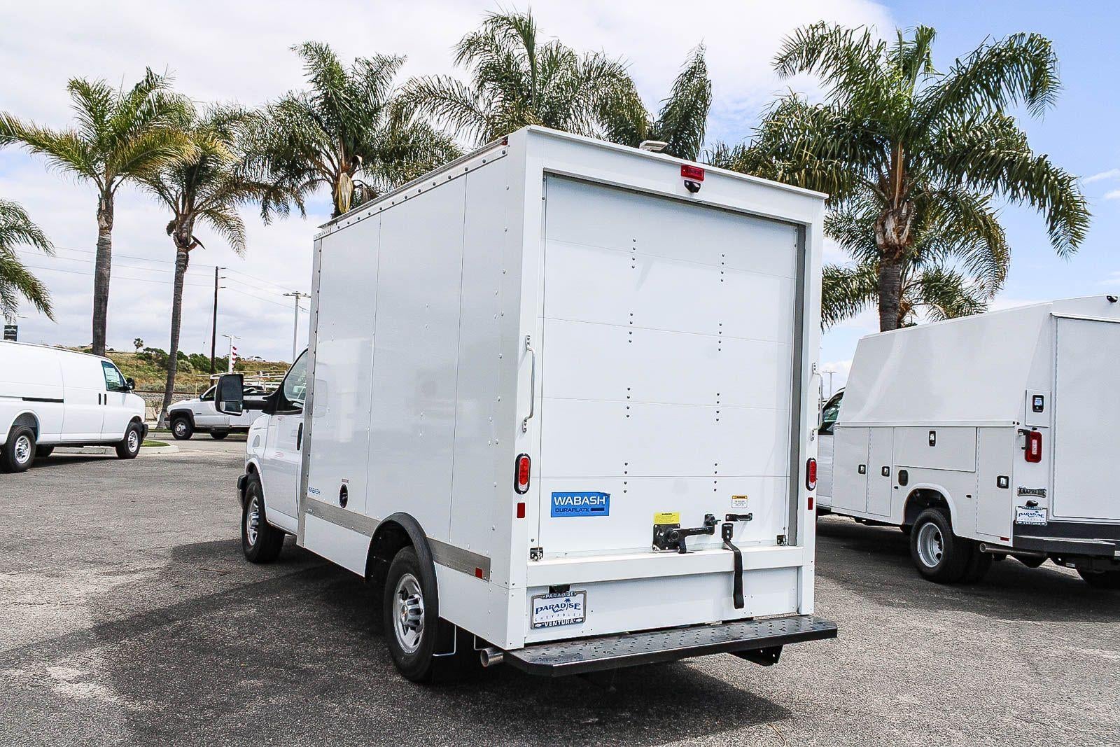 2025 Chevrolet Express Cutaway 3500 3500 Van 139"