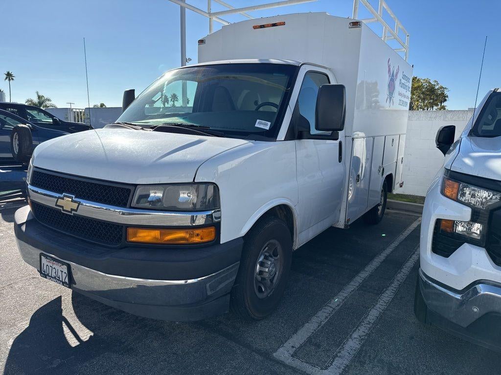 2019 Chevrolet Express Cutaway 3500 Base