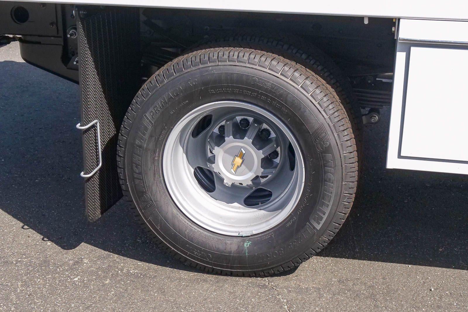 2026 Chevrolet Silverado 3500 HD Chassis Cab 2WD Reg Cab 171" WB, 84.5" CA Work Truck