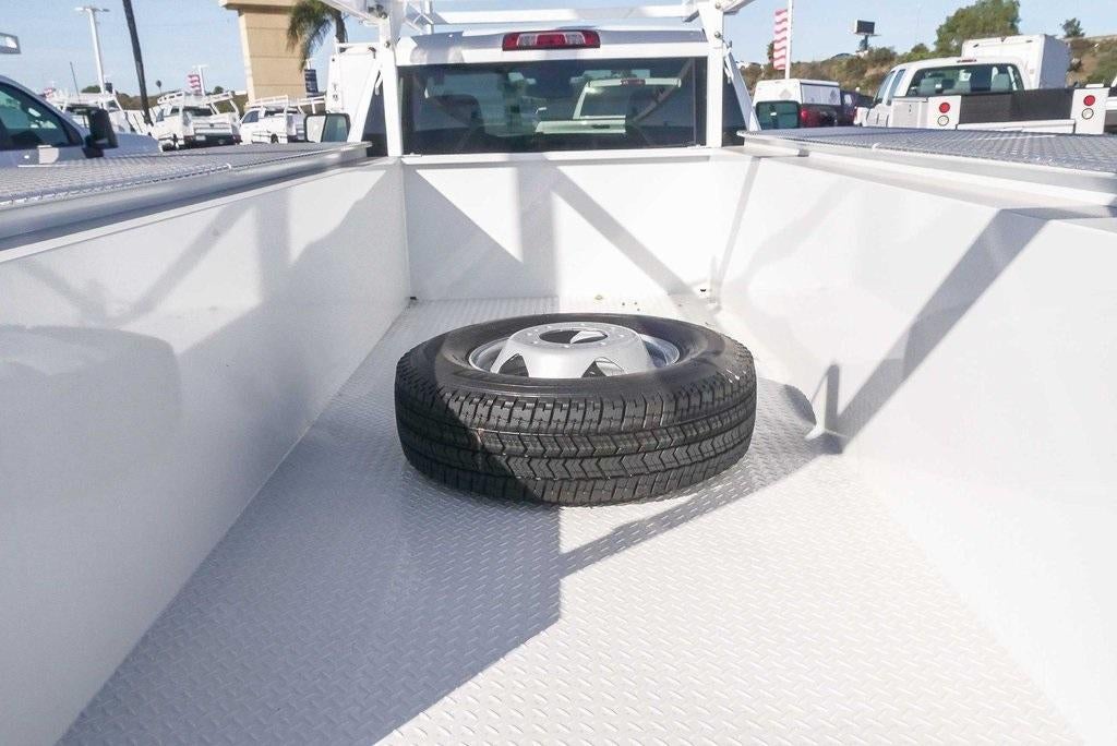 2026 Chevrolet Silverado 3500 HD Chassis Cab 2WD Reg Cab 171" WB, 84.5" CA Work Truck