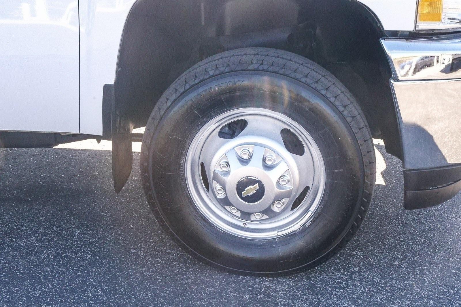 2012 Chevrolet Silverado 3500 HD Chassis Cab WT