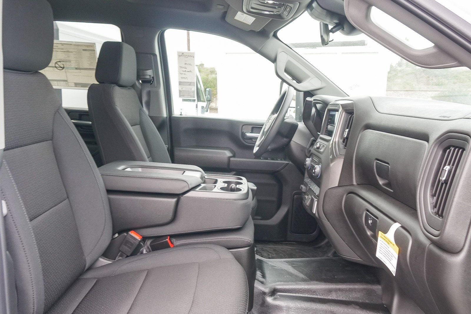 2025 Chevrolet Silverado 3500 HD Chassis Cab 2WD Crew Cab 177" WB, 60" CA Work Truck