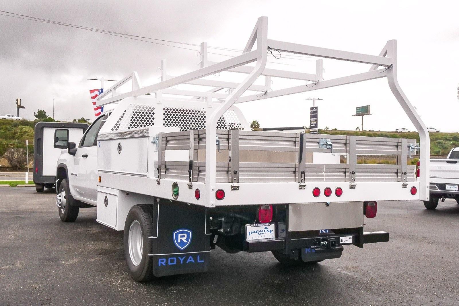 2025 Chevrolet Silverado 3500 HD Chassis Cab 2WD Crew Cab 177" WB, 60" CA Work Truck