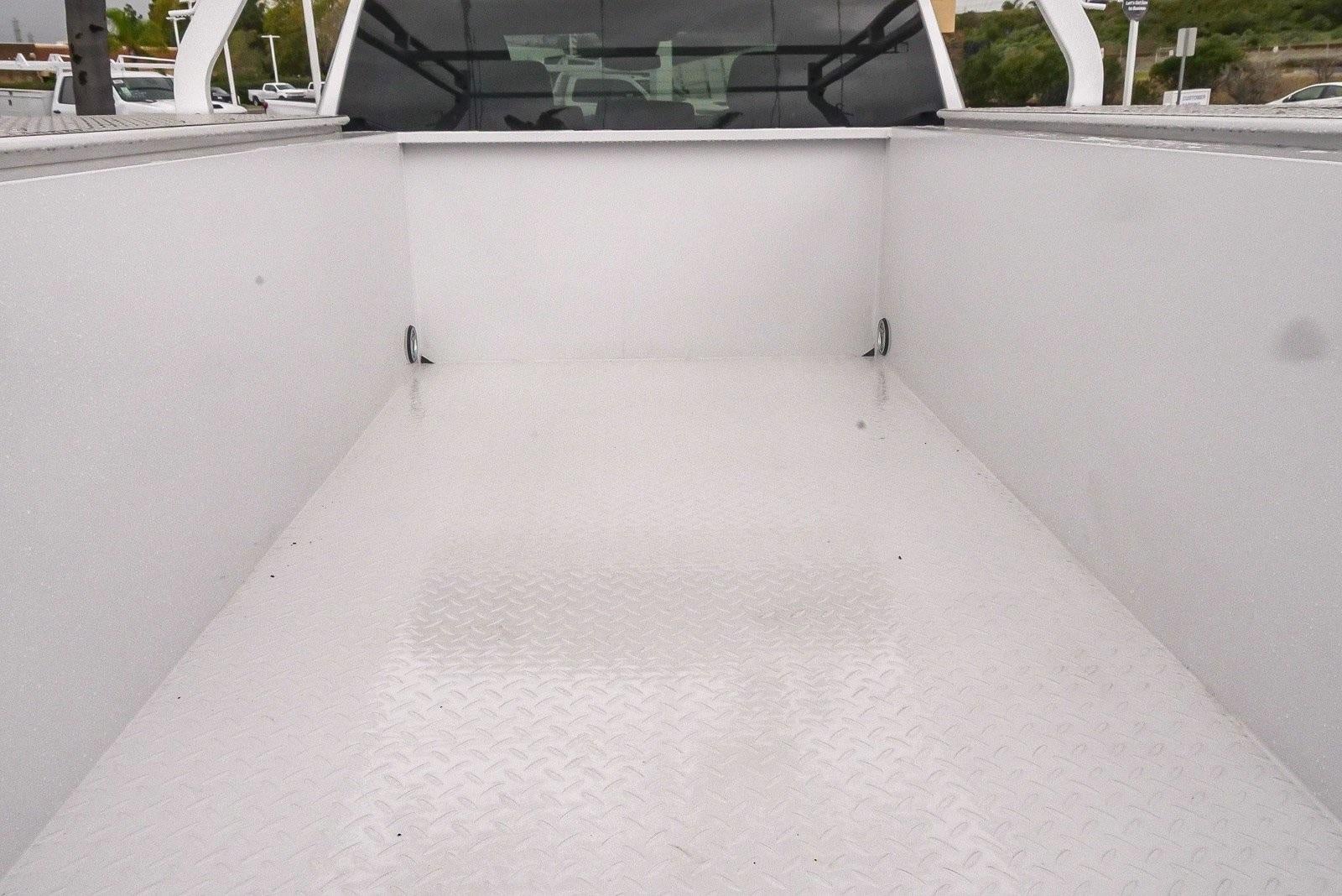 2025 Chevrolet Silverado 3500 HD Chassis Cab 2WD Crew Cab 177" WB, 60" CA Work Truck