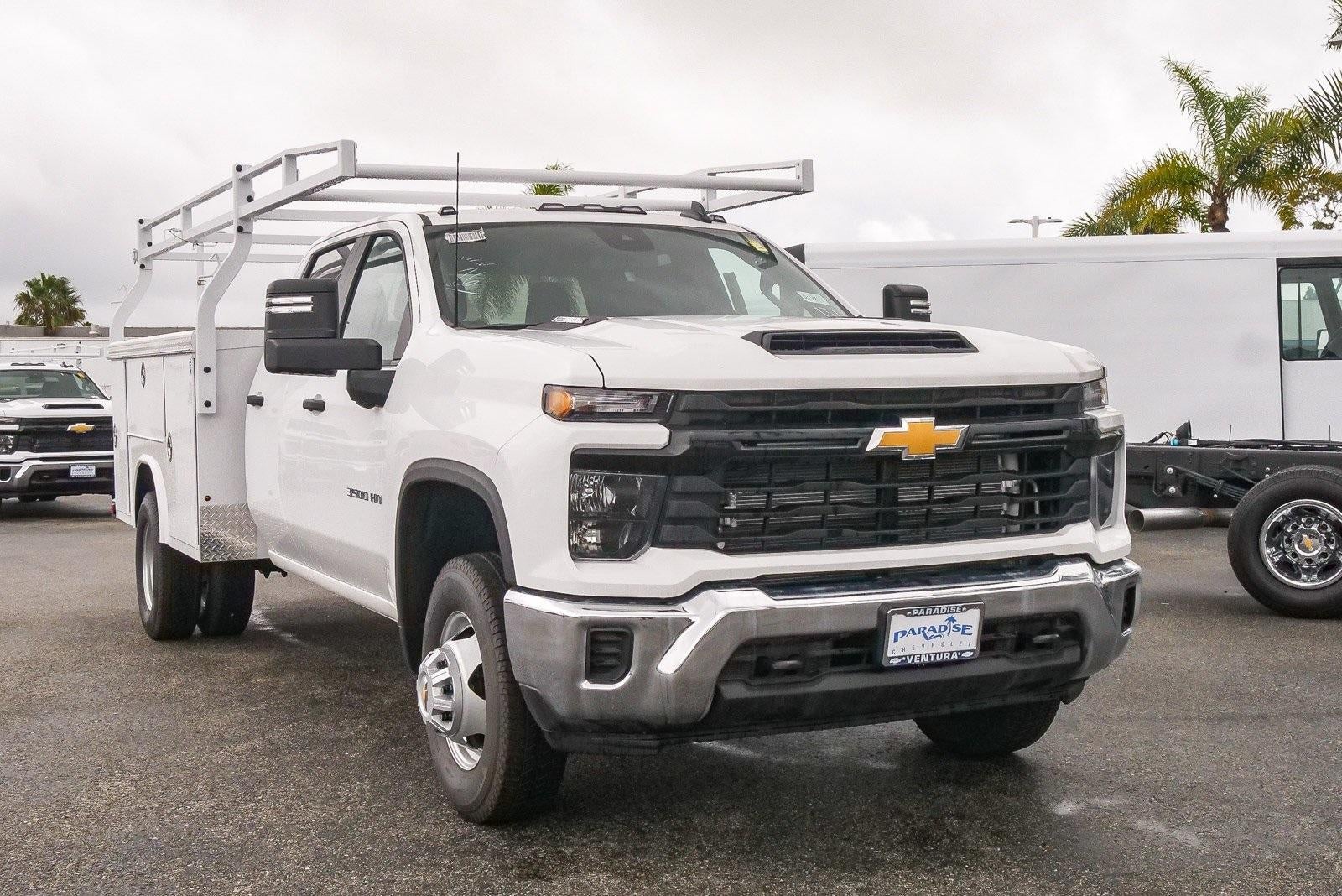 2025 Chevrolet Silverado 3500 HD Chassis Cab 2WD Crew Cab 177" WB, 60" CA Work Truck