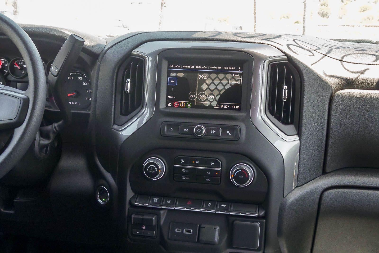 2025 Chevrolet Silverado 3500 HD Chassis Cab 2WD Crew Cab 177" WB, 60" CA Work Truck