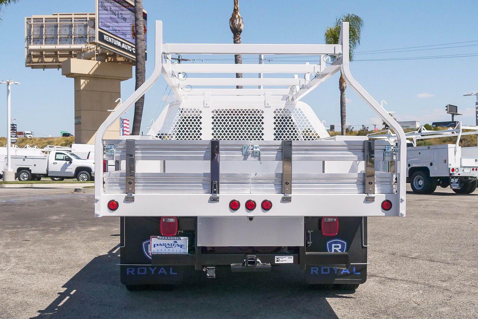 2025 Chevrolet Silverado 3500 HD Chassis Cab 2WD Crew Cab 177" WB, 60" CA Work Truck