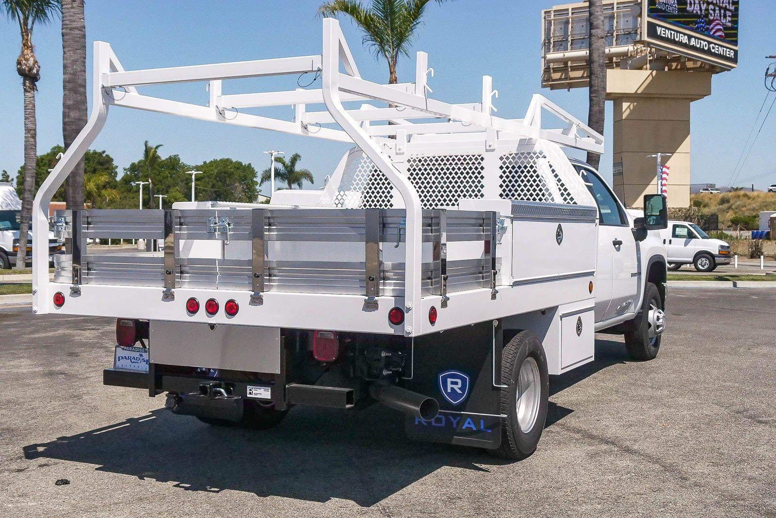 2025 Chevrolet Silverado 3500 HD Chassis Cab 2WD Crew Cab 177" WB, 60" CA Work Truck
