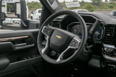 2026 Chevrolet Silverado 3500 HD Chassis Cab 4WD Crew Cab 177" WB, 60" CA LT