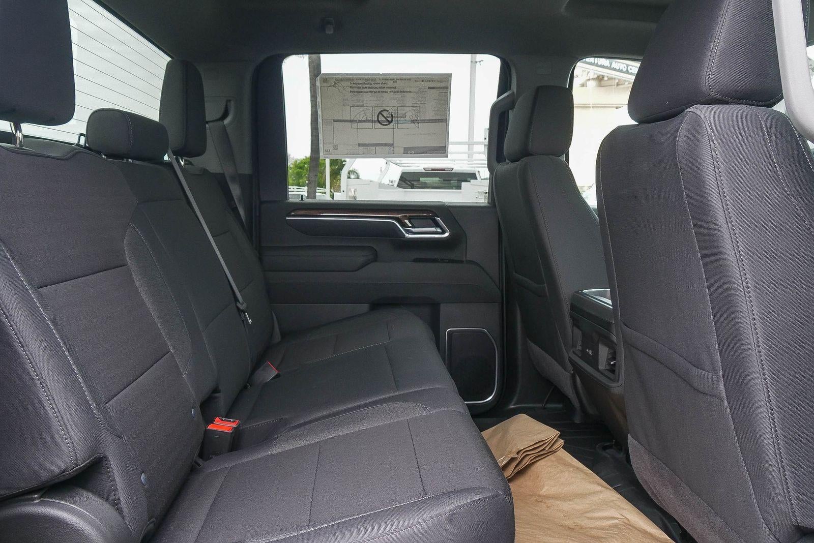 2026 Chevrolet Silverado 3500 HD Chassis Cab 4WD Crew Cab 177" WB, 60" CA LT