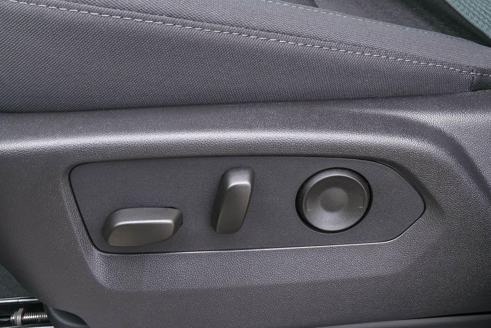 2026 Chevrolet Silverado 3500 HD Chassis Cab 4WD Crew Cab 177" WB, 60" CA LT