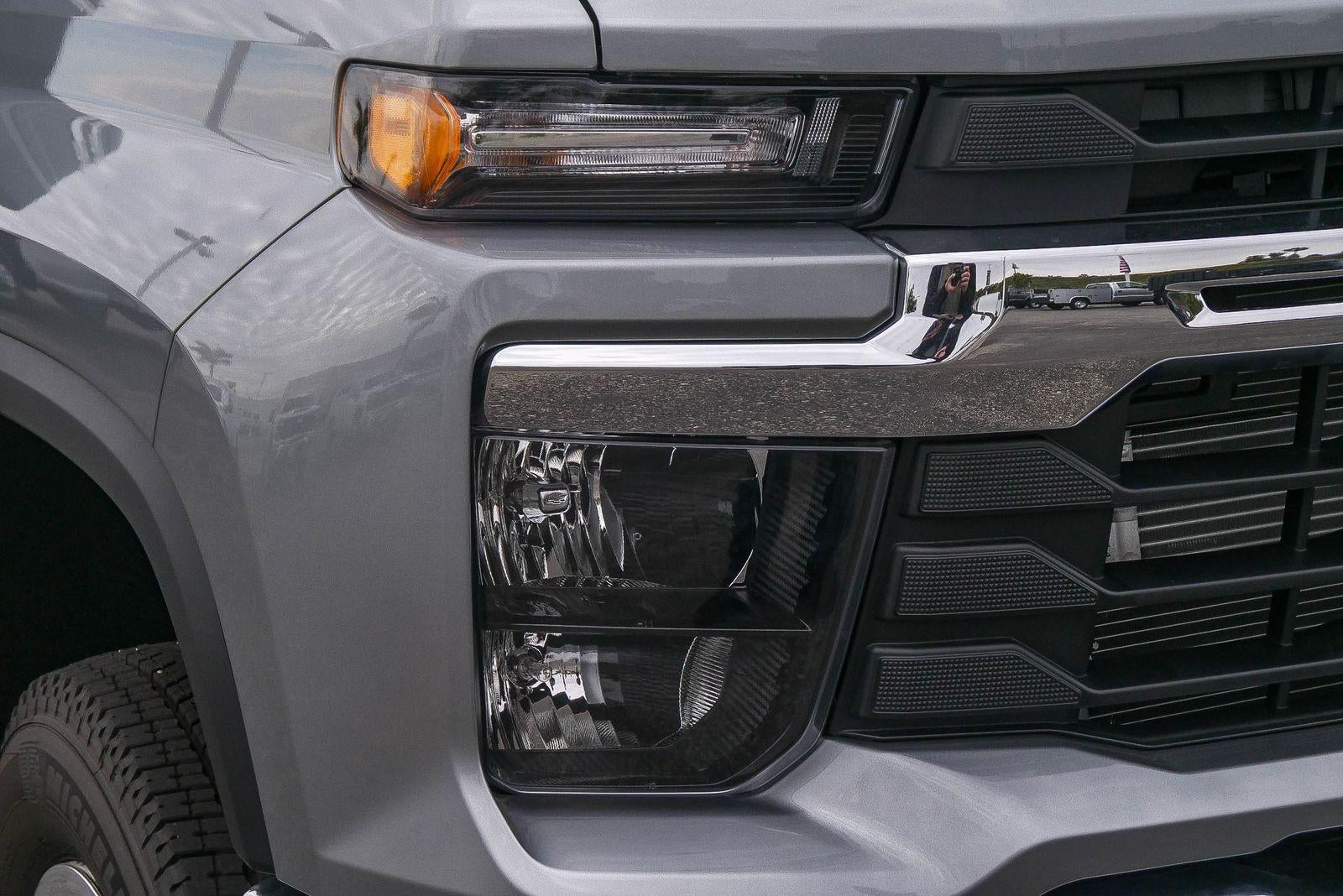 2026 Chevrolet Silverado 3500 HD Chassis Cab 4WD Crew Cab 177" WB, 60" CA LT