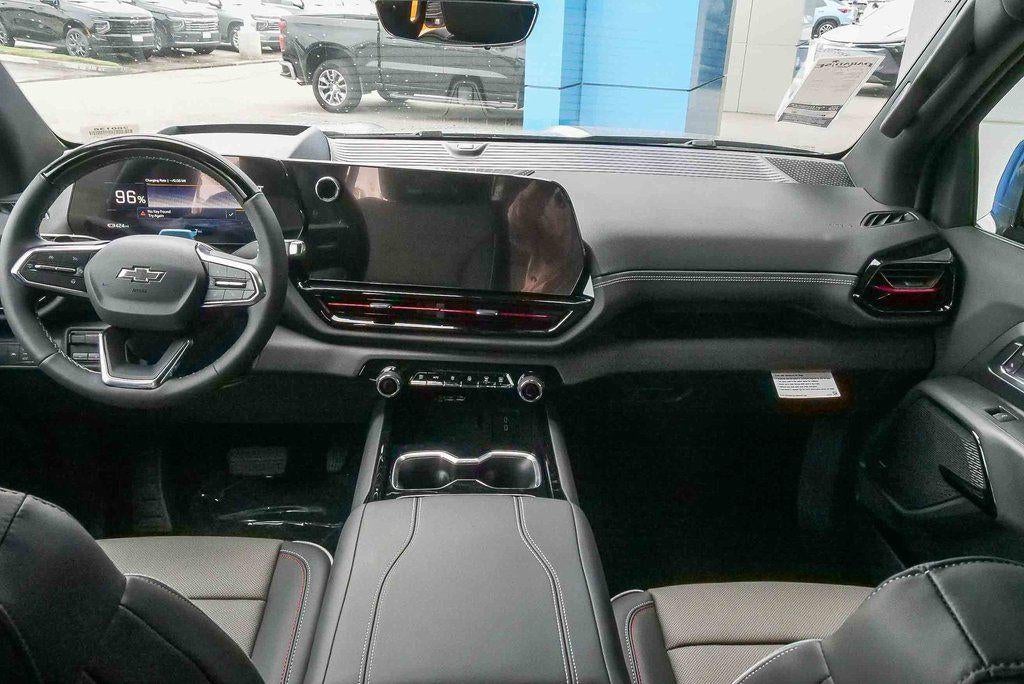 2026 Chevrolet Silverado EV e4WD Crew Cab Max Range Trail Boss