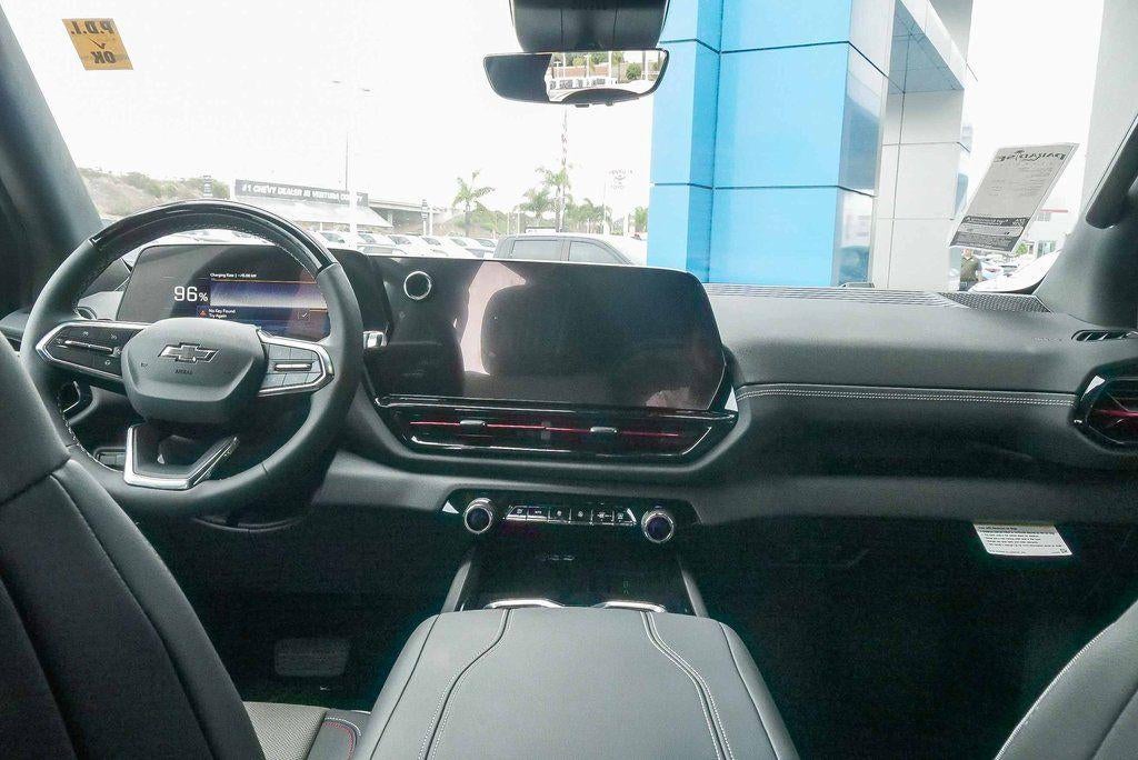 2026 Chevrolet Silverado EV e4WD Crew Cab Max Range Trail Boss