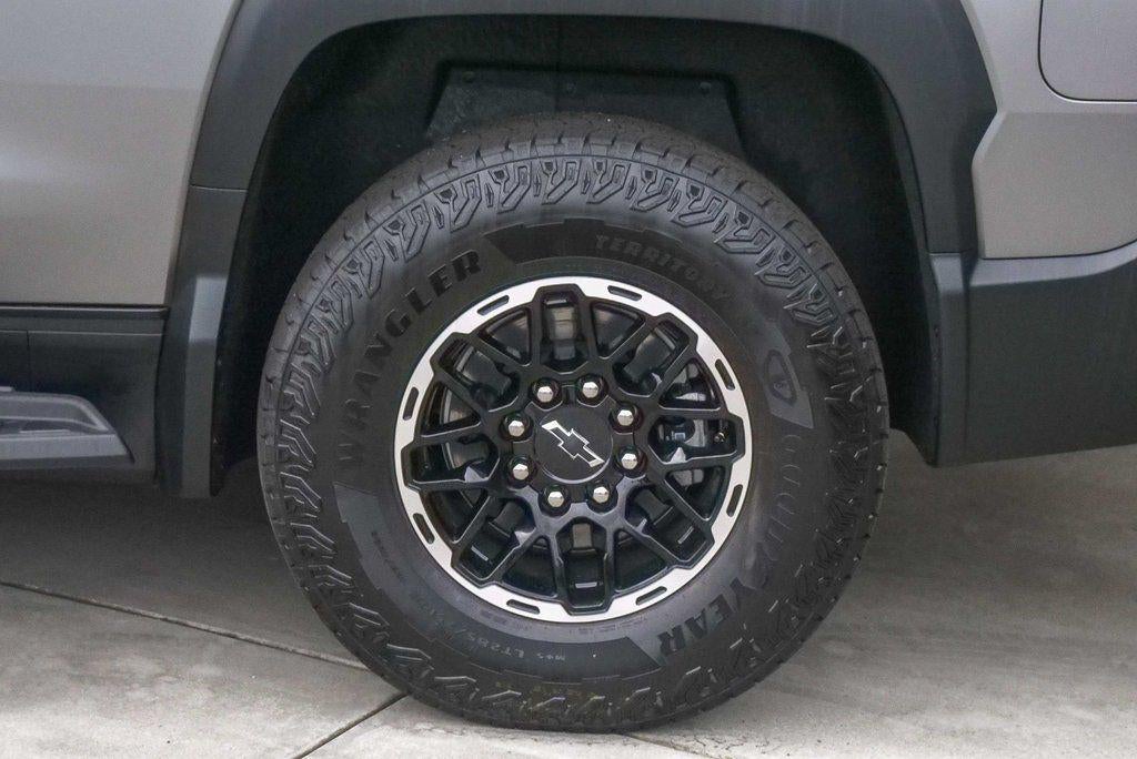 2026 Chevrolet Silverado EV e4WD Crew Cab Max Range Trail Boss