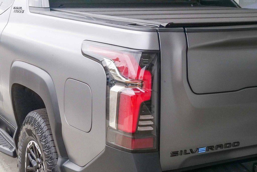 2026 Chevrolet Silverado EV e4WD Crew Cab Max Range Trail Boss