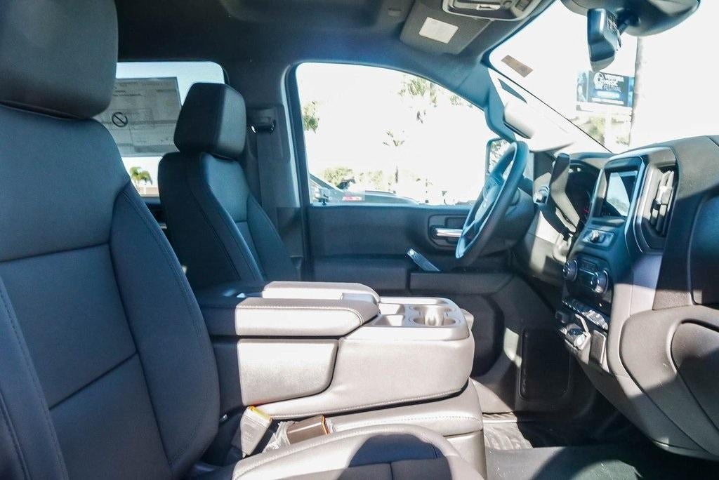 2026 Chevrolet Silverado 2500 HD Crew Cab Long Box 4-Wheel Drive Work Truck