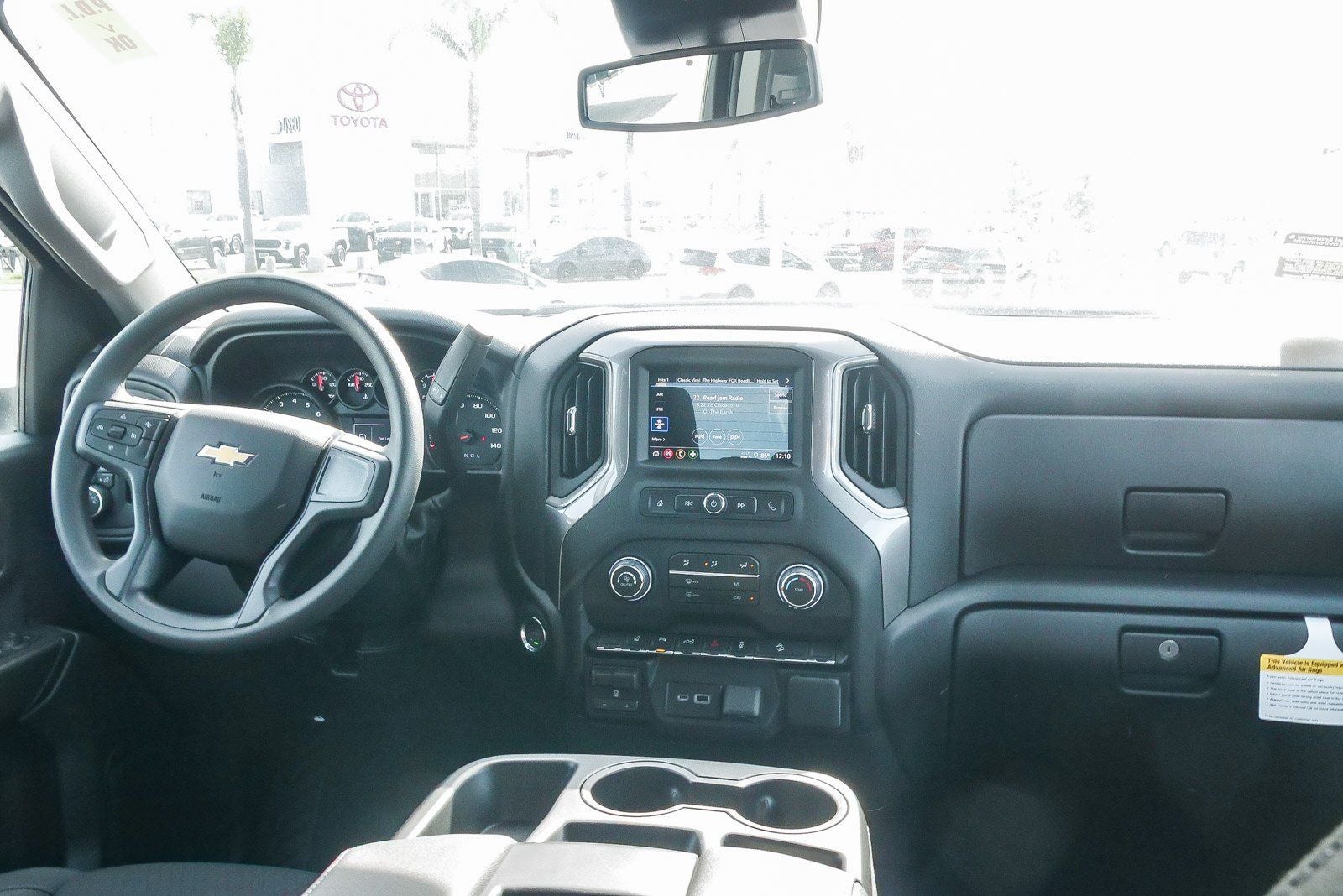 2026 Chevrolet Silverado 2500 HD Crew Cab Standard Box 4-Wheel Drive Custom