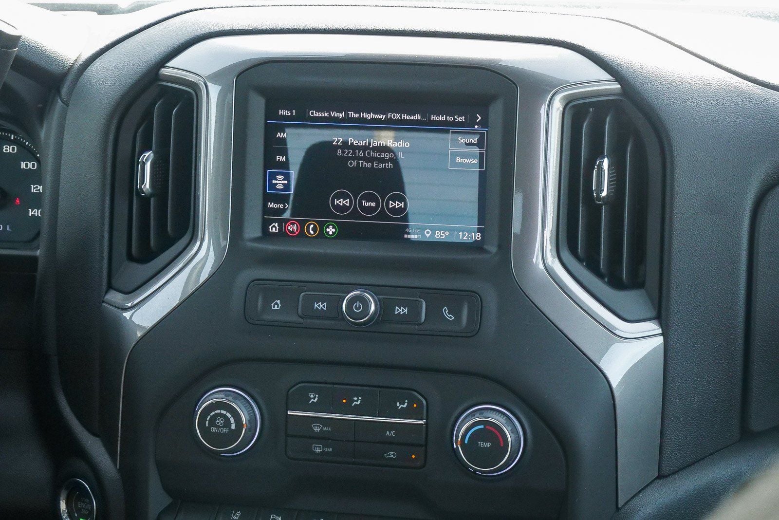 2026 Chevrolet Silverado 2500 HD Crew Cab Standard Box 4-Wheel Drive Custom