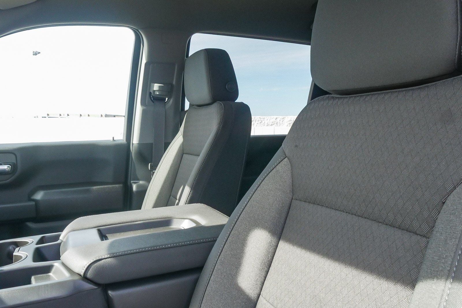 2026 Chevrolet Silverado 2500 HD Crew Cab Standard Box 4-Wheel Drive Custom