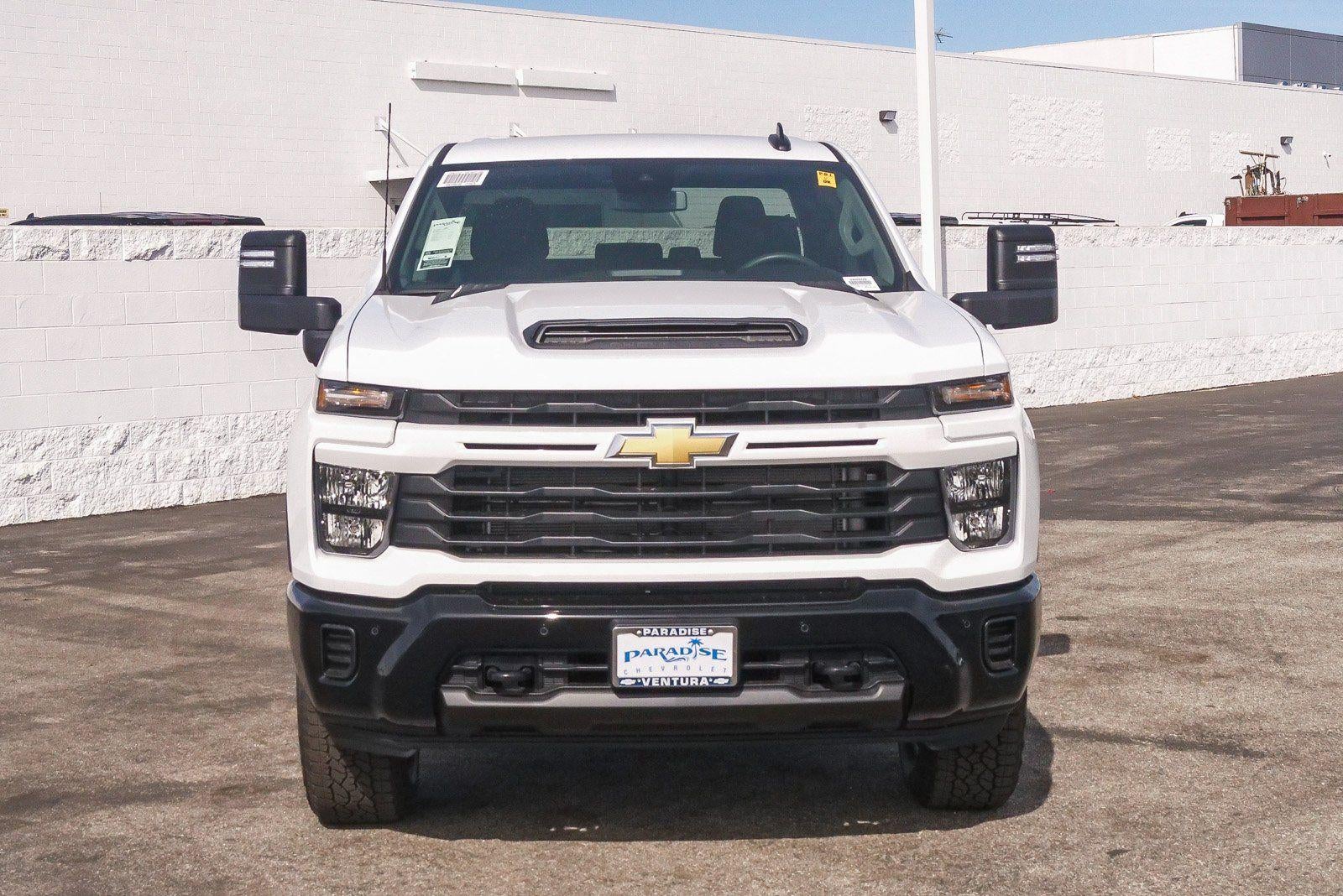 2026 Chevrolet Silverado 2500 HD Crew Cab Standard Box 4-Wheel Drive Custom