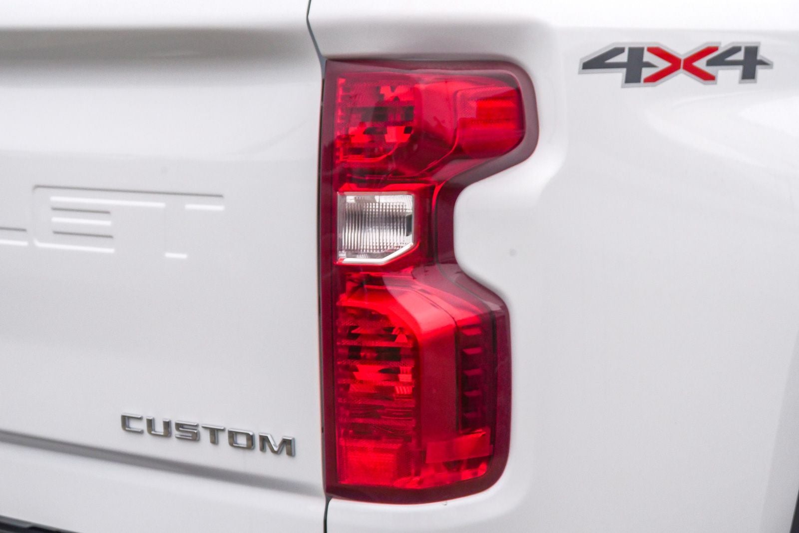 2026 Chevrolet Silverado 2500 HD Crew Cab Standard Box 4-Wheel Drive Custom