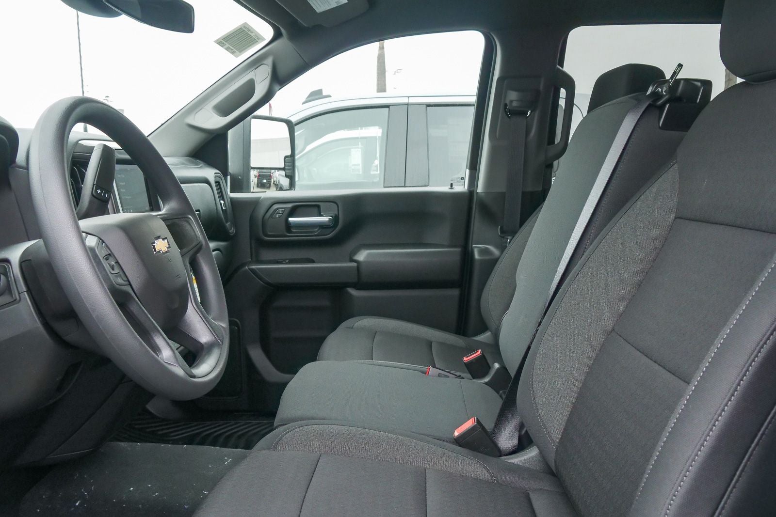 2026 Chevrolet Silverado 2500 HD Crew Cab Standard Box 4-Wheel Drive Custom